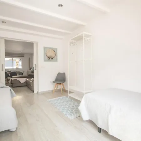 Tgnfunfam - Private Terrace, Bbq, Pool And Beach!